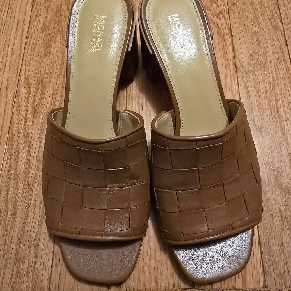 Michael Kors Tan Heeled Sandals – Size 8